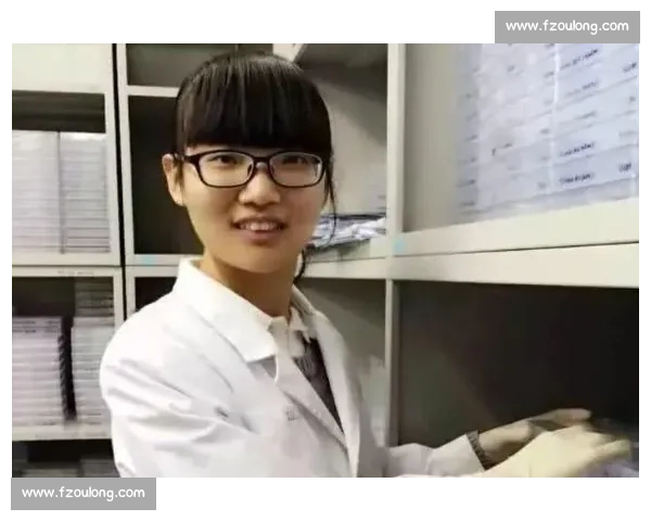 小女孩有望成为 “教授” 弟子？