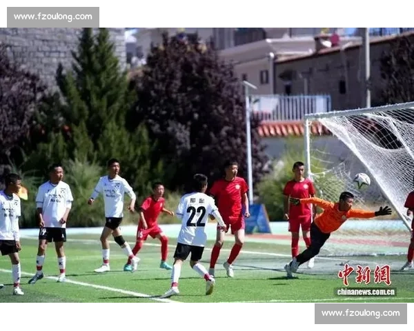 米娜瓦尔寄语喀什杯青少年足球赛：以绿茵为桥，共筑团结梦想